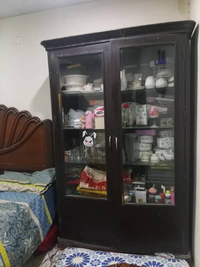 wardrops 2 door good condition