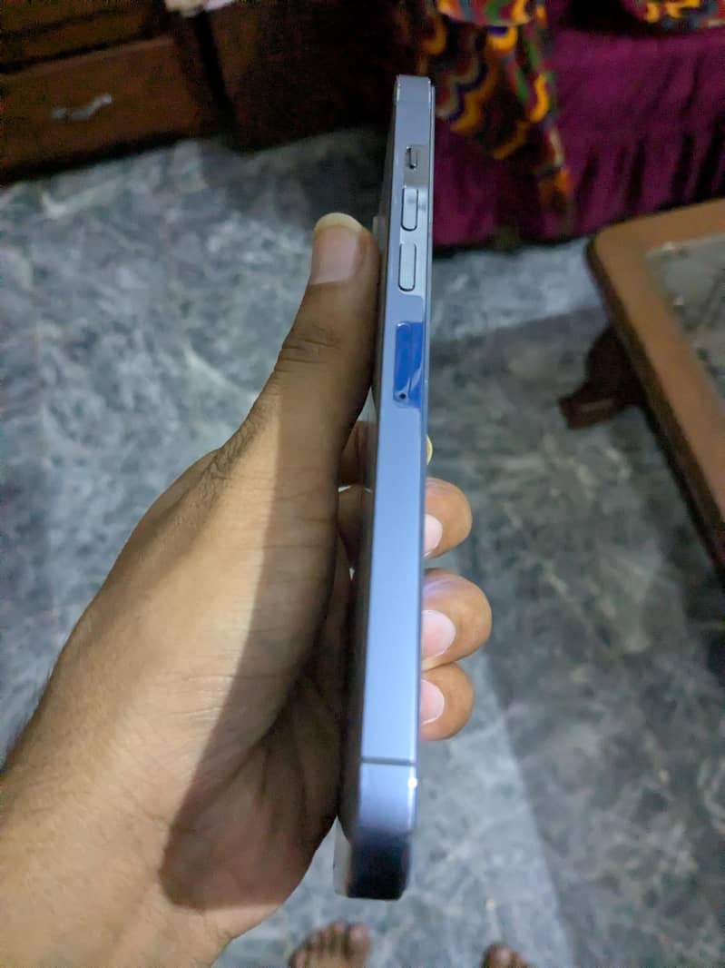 Apple iPhone 13 Pro Max 4