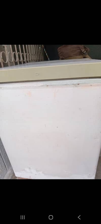 Dawlance refrigerator  used