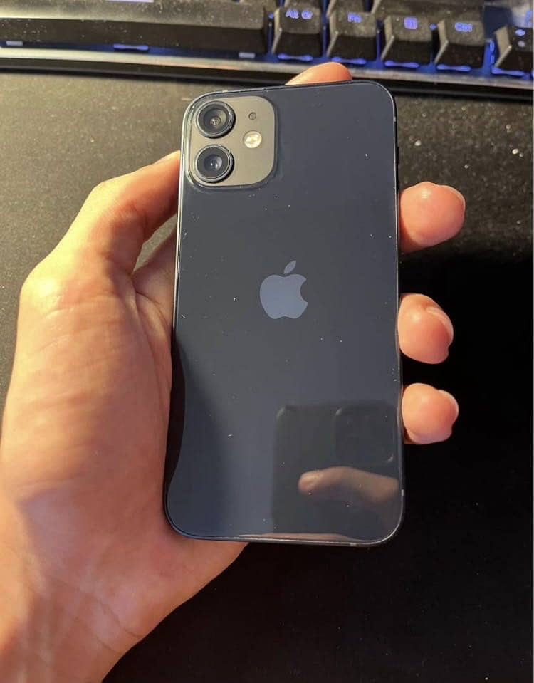 Iphone 12 mini 0