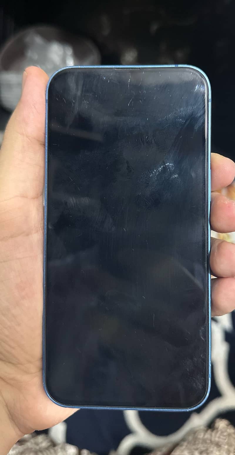 Apple iPhone 13 2