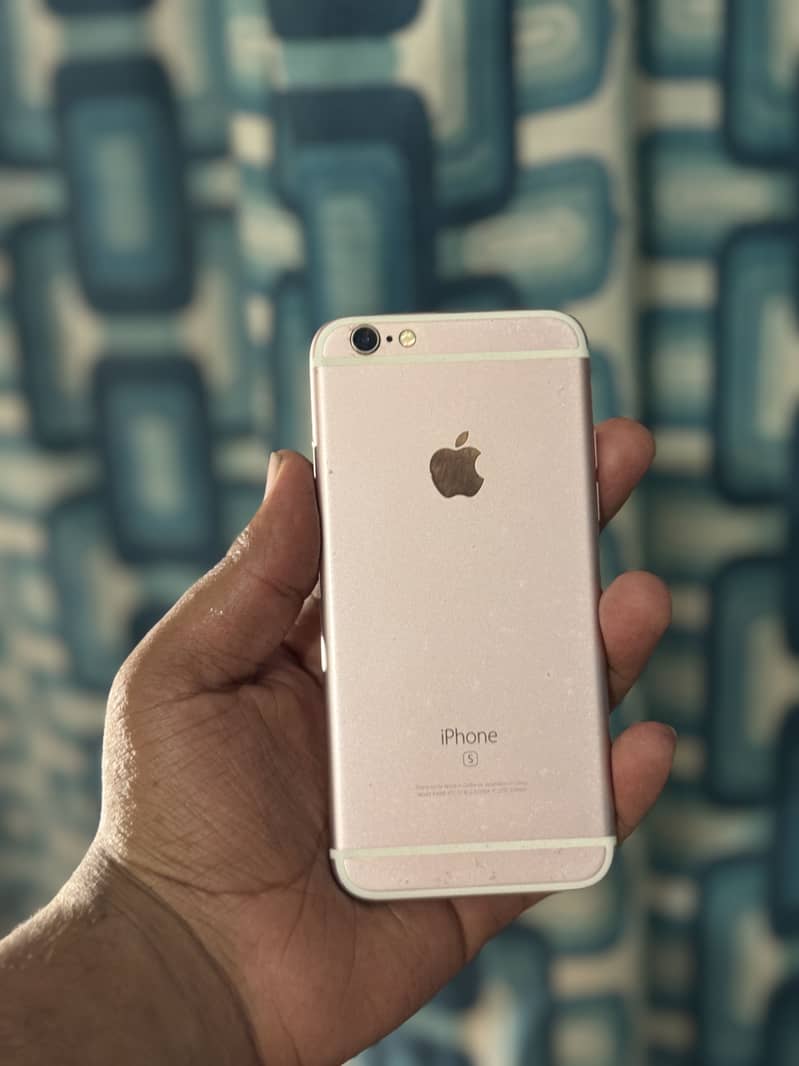 Apple iPhone 6S 1