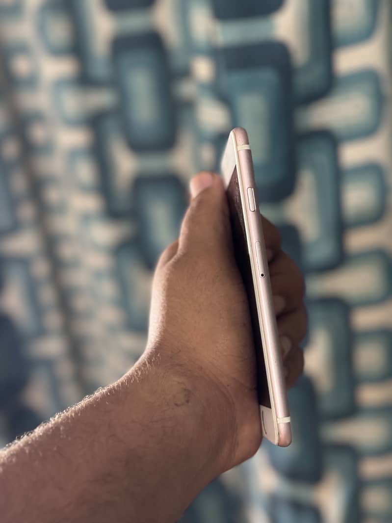 Apple iPhone 6S 2
