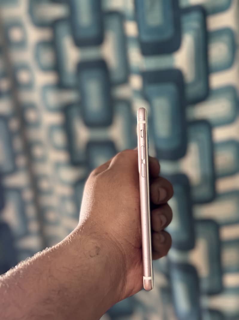 Apple iPhone 6S 3