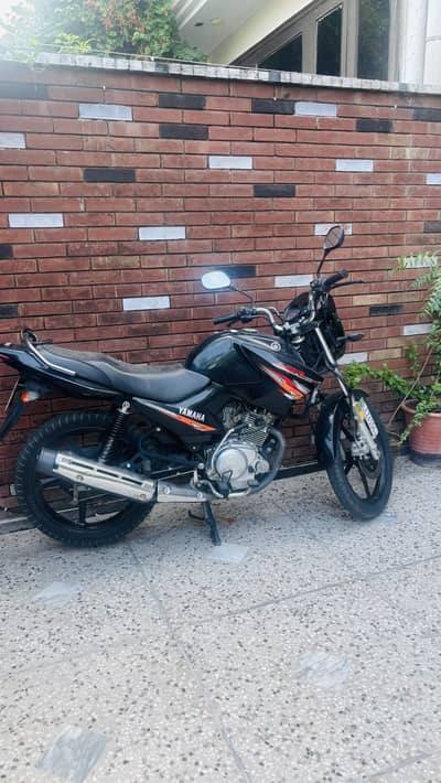 Yamaha YBR 125