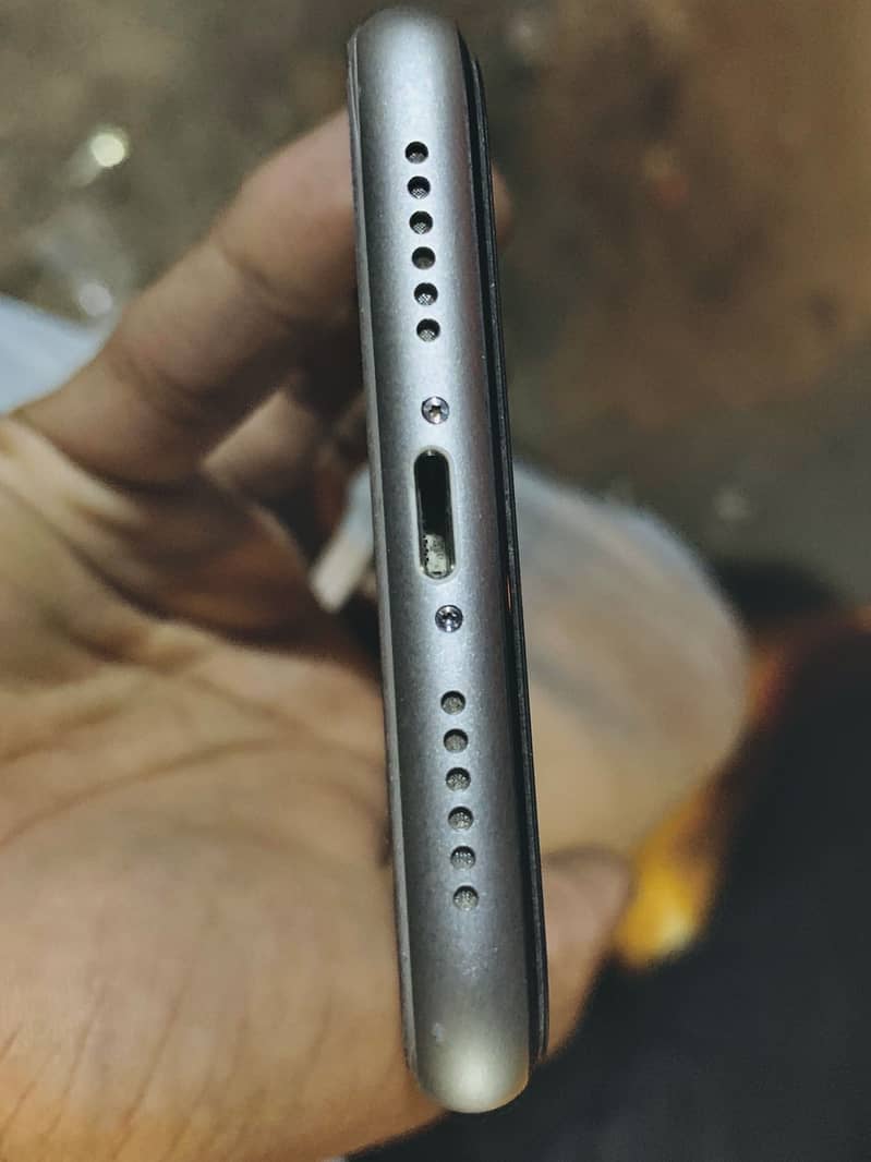 Apple iPhone 11 2