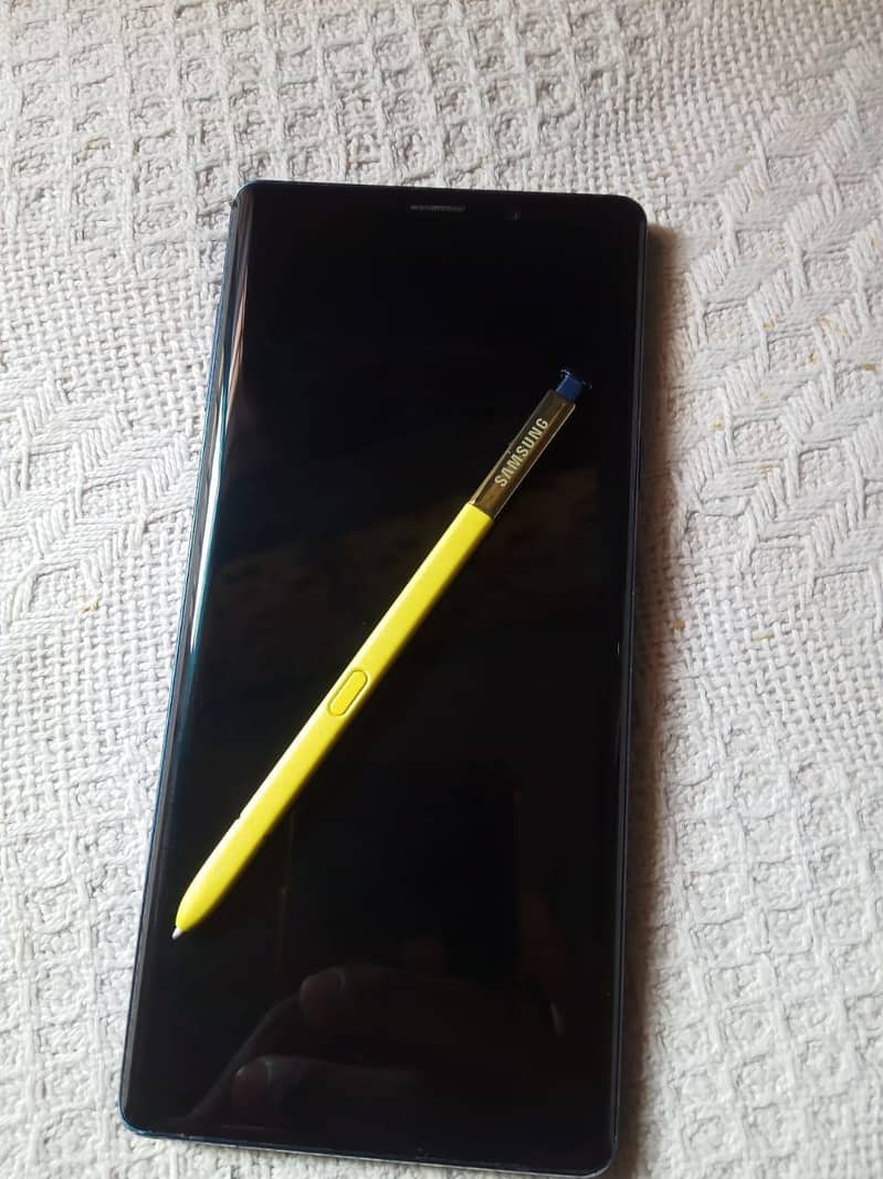 Samsung Mobile Note 9 4