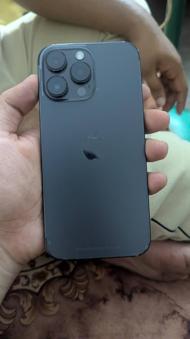 Apple iPhone 14 Pro Max 0