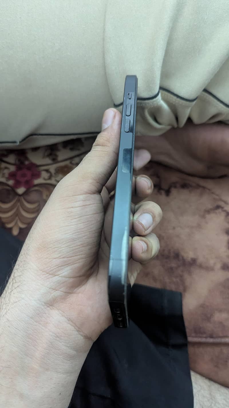 Apple iPhone 14 Pro Max 3