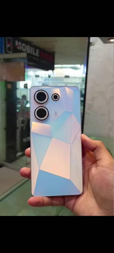 Tecno CAMON 20