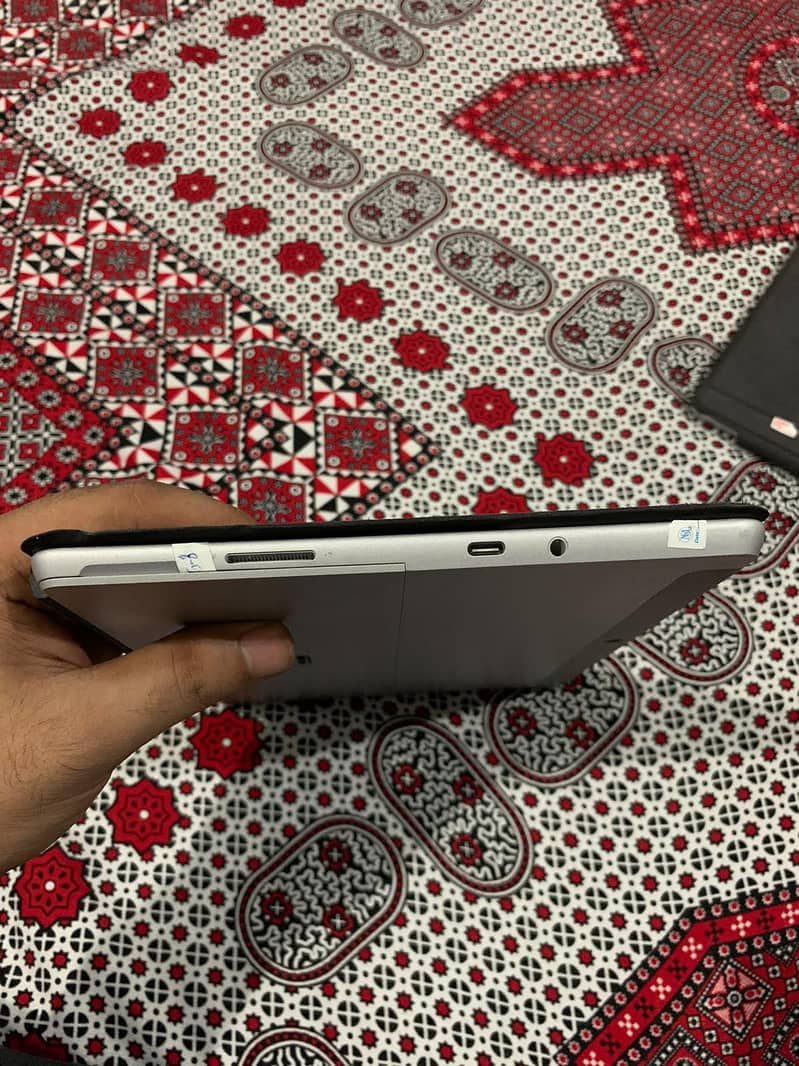 Microsoft surface m3 laptop 1