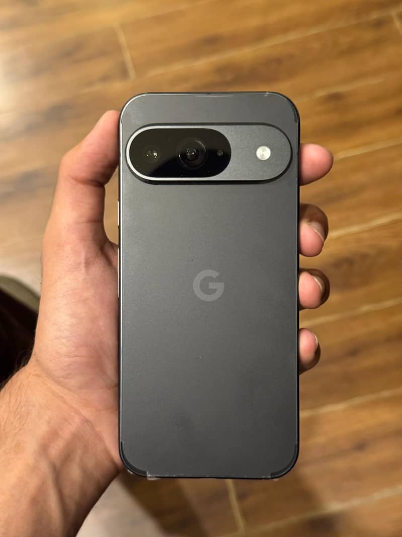 Google Pixel 9 6