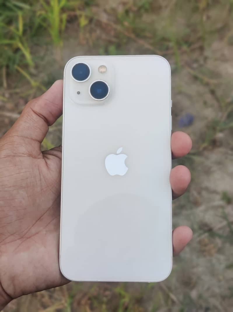 Apple iPhone 13 6