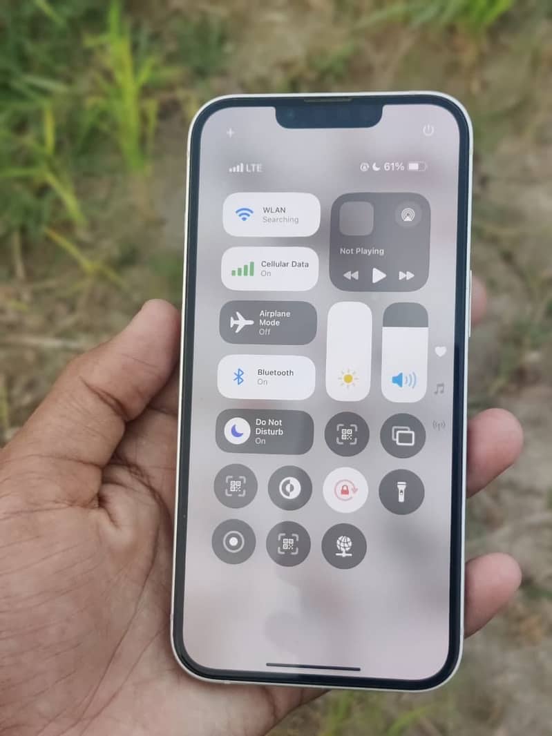 Apple iPhone 13 3
