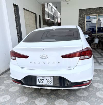 Hyundai Elantra 2024