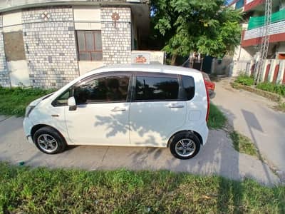 Daihatsu Move 2014