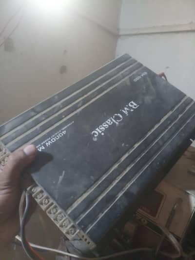 12"wofar amplifier and with to speaker full car sound system
