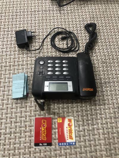 LG Worldcall Wireless Desktop Landline Phone Set with Adapter