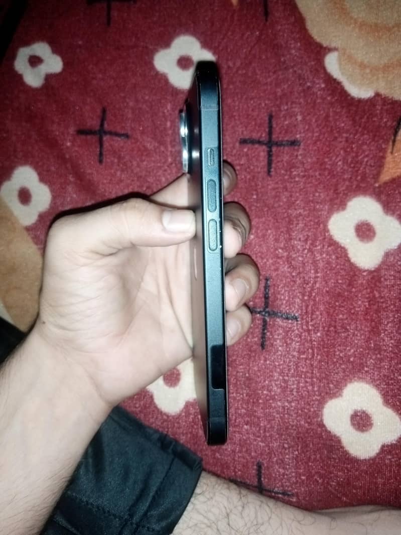 Apple iPhone 15 1