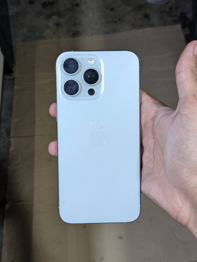 Apple iPhone 15 pro max 6
