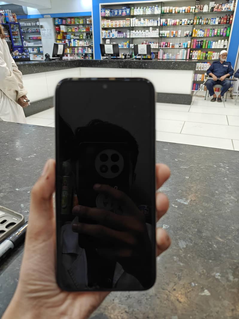 OPPO A6 4