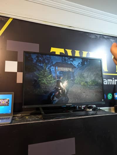 ACER PREDATOR CG437K — 43" 4K GAMING MONITOR