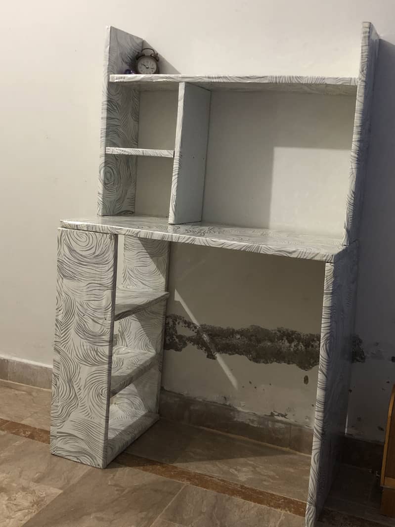Study table / modern style study table for sell 1