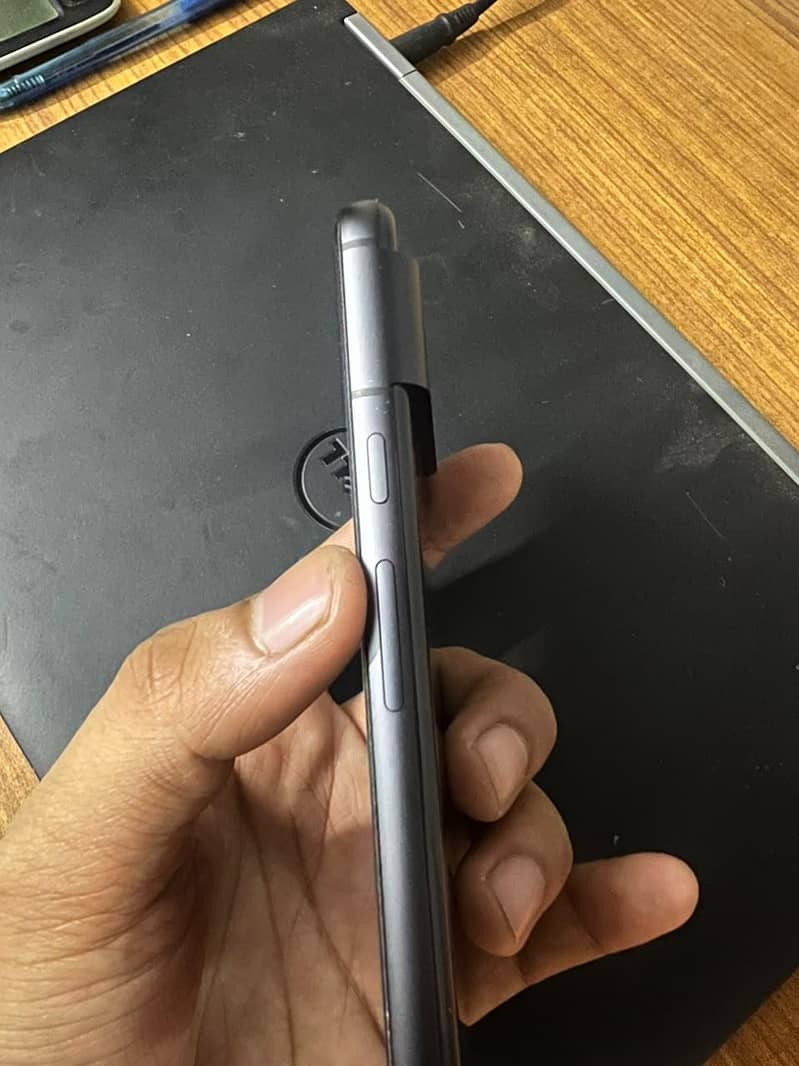 Google Pixel 8 1