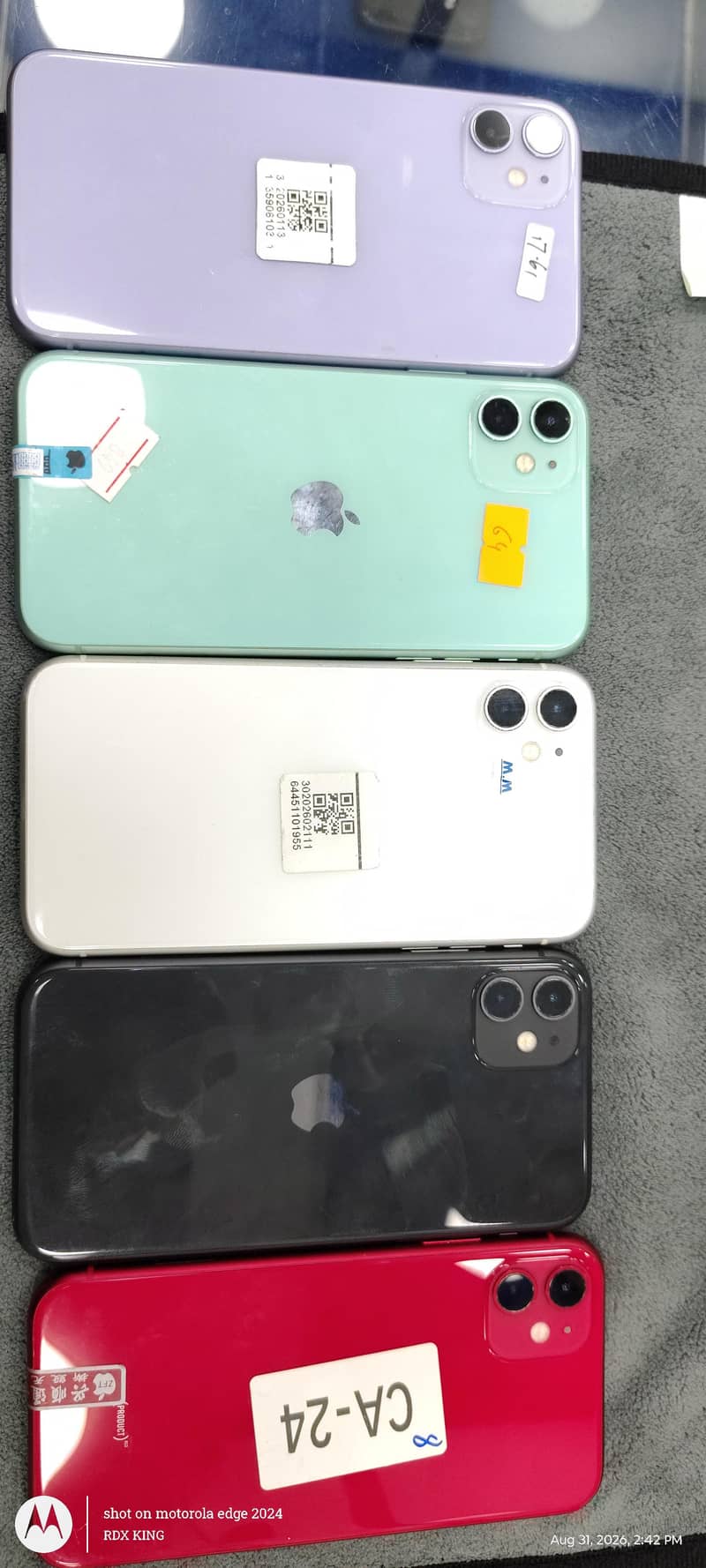 Apple iPhone 11 4