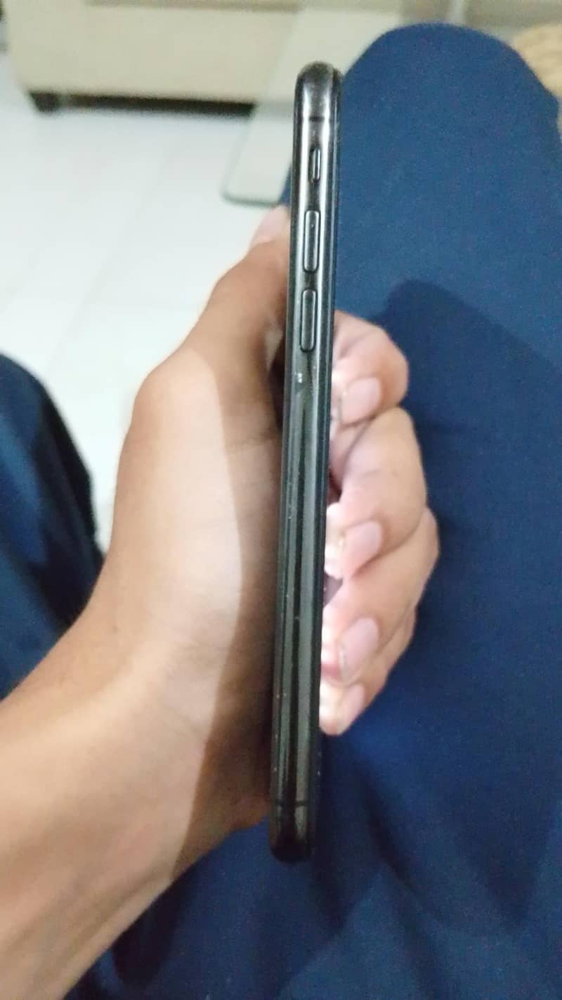 Apple iPhone X 1