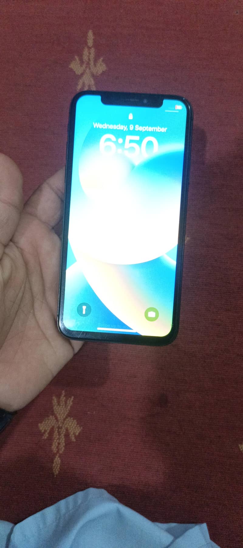 Apple iPhone X 4