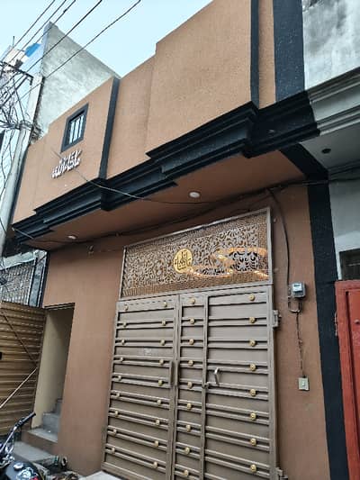 5 Marla Available House Javaid colony near about Chungi amber sidhu Lahore