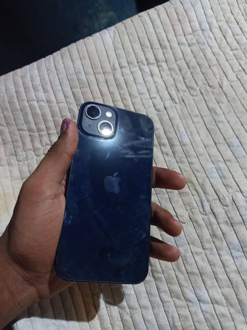 Apple iPhone 13 5