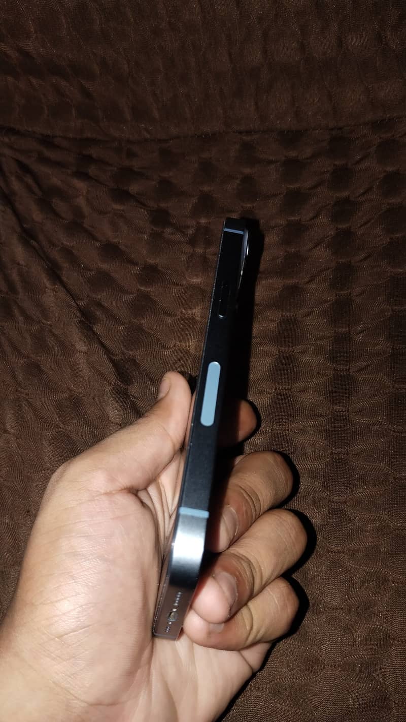 Apple iPhone 14 1