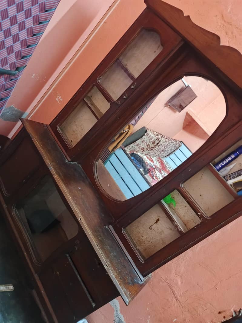 Dressing Table Used Old 1
