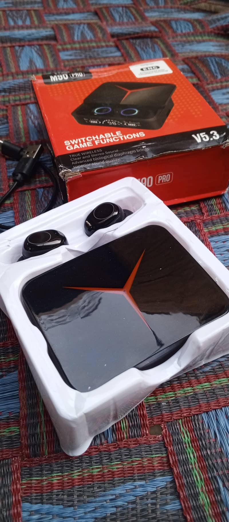 M90 Pro Earbuds 0
