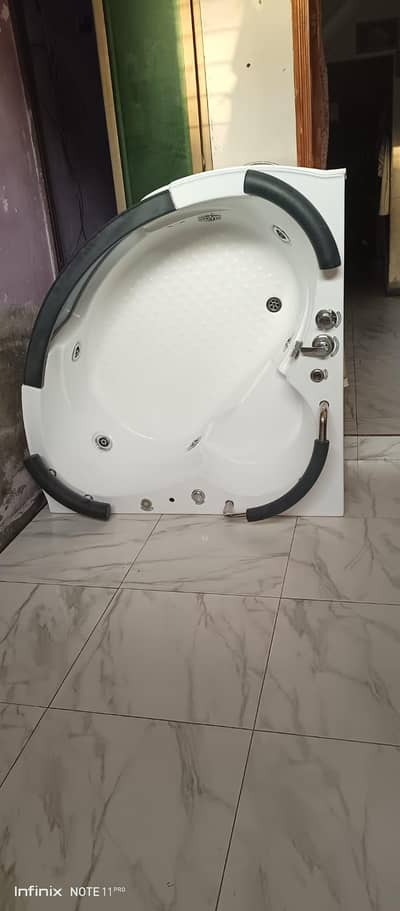 bath tub