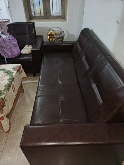5 seater sofa set. neat and clean