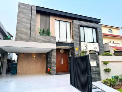 PHASE 6 1-KANAL BRAND NEW FULLY MAINTAINED BUNGALOW IS AVAILABLE FOR SALE