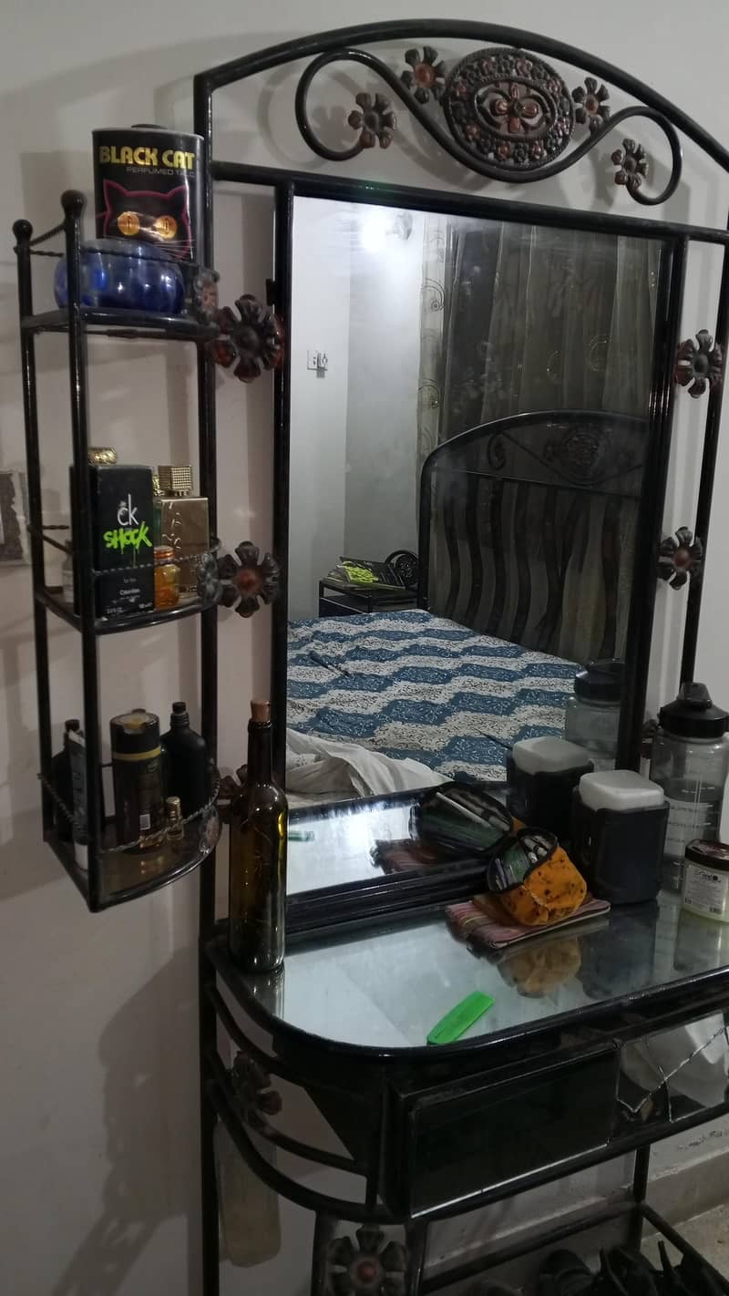 Iron bed set 7