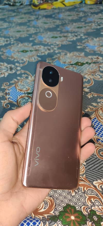 Vivo V40e