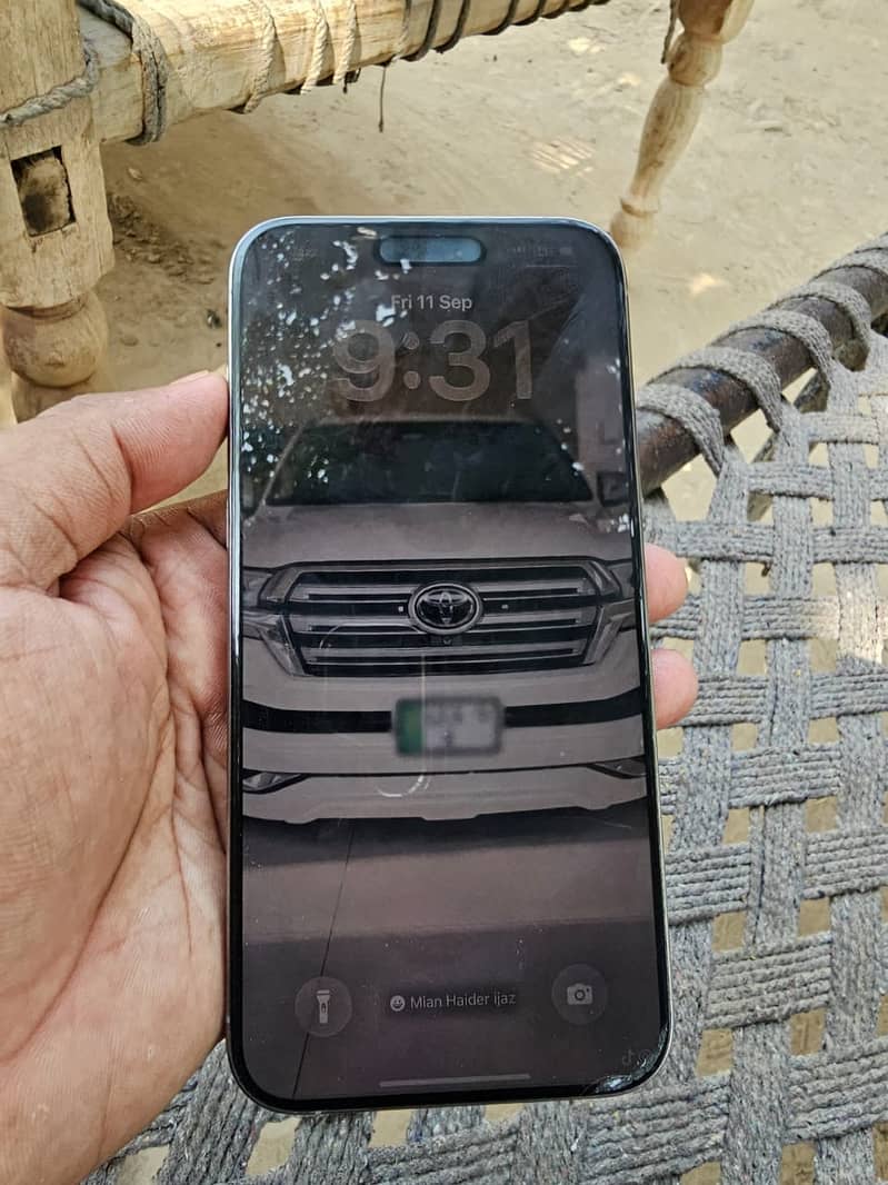 Apple iPhone 15 Pro Max 4