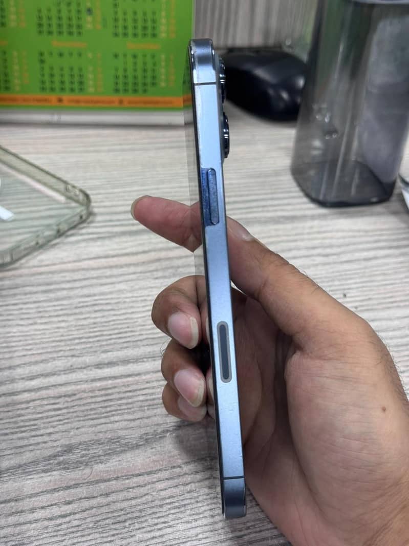 Apple iPhone 13 Pro Max 1