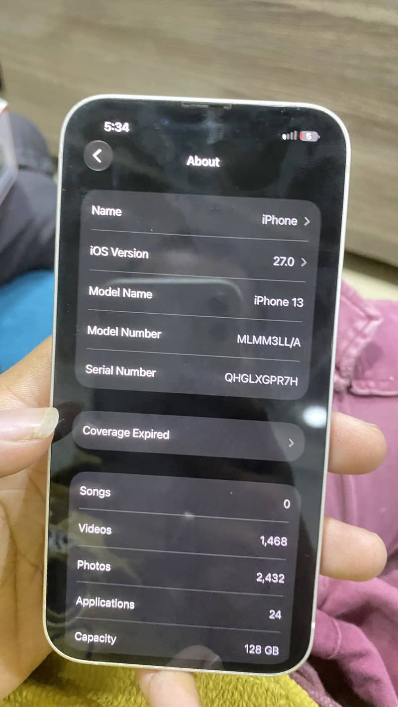 Apple iPhone 13 7