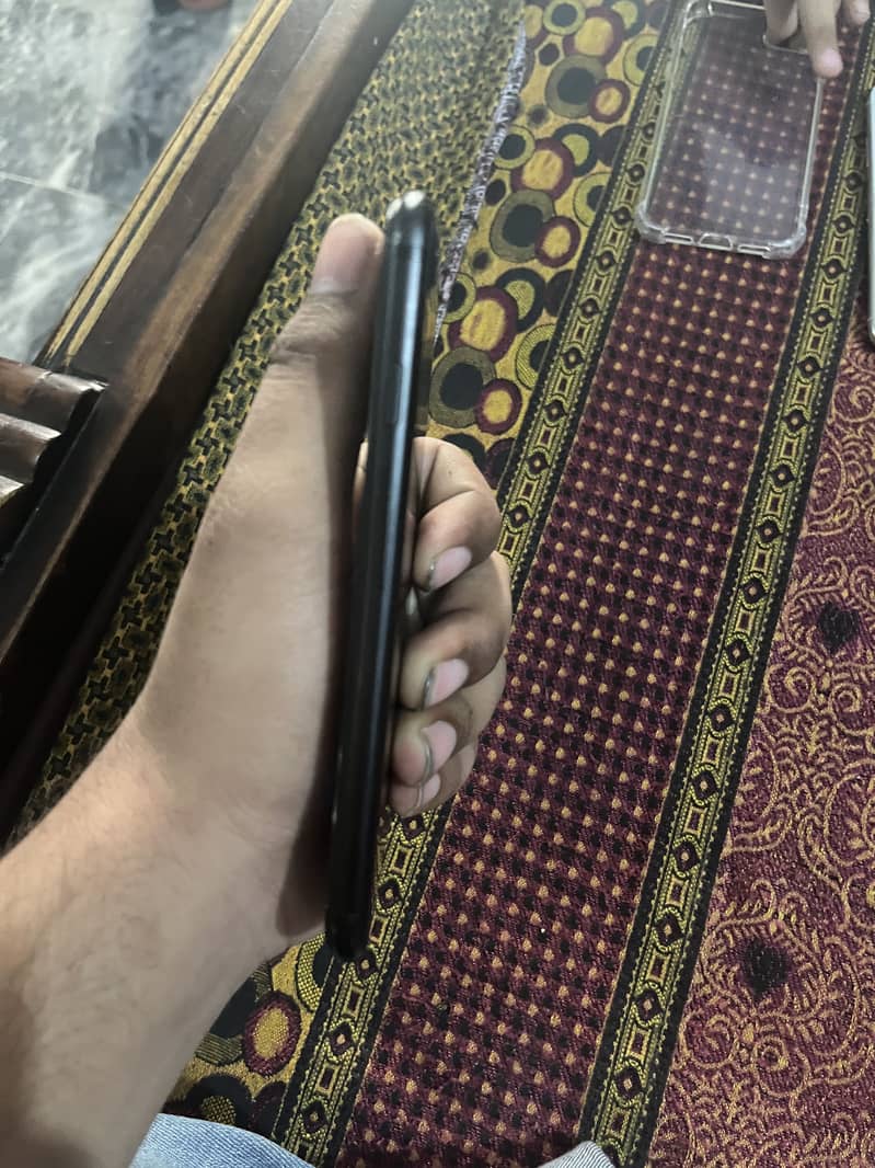 Apple iPhone 7 5