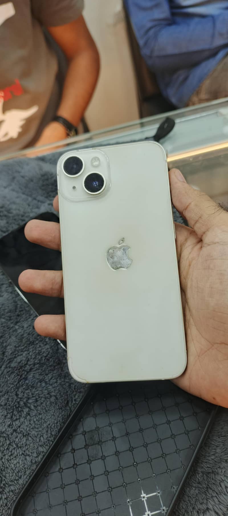 Apple iPhone 14 0