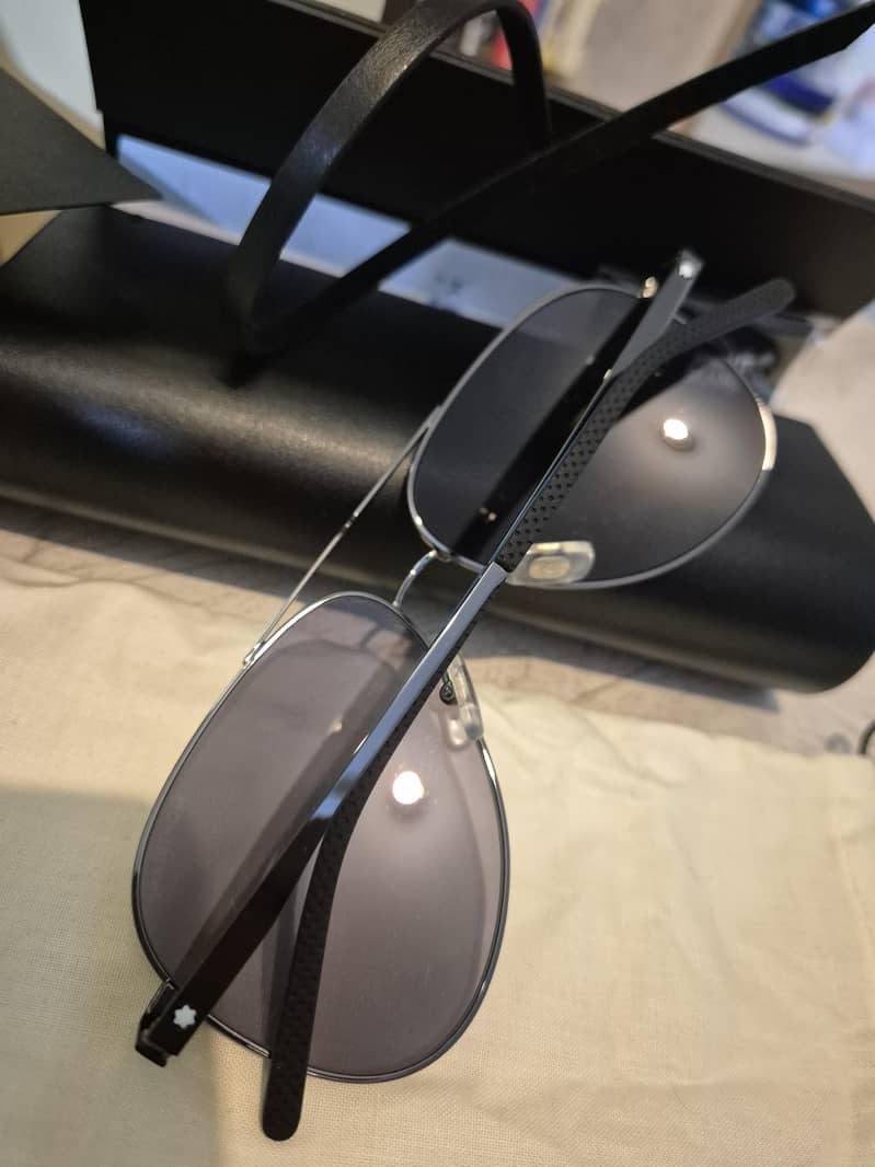 Sunglasses MB 6