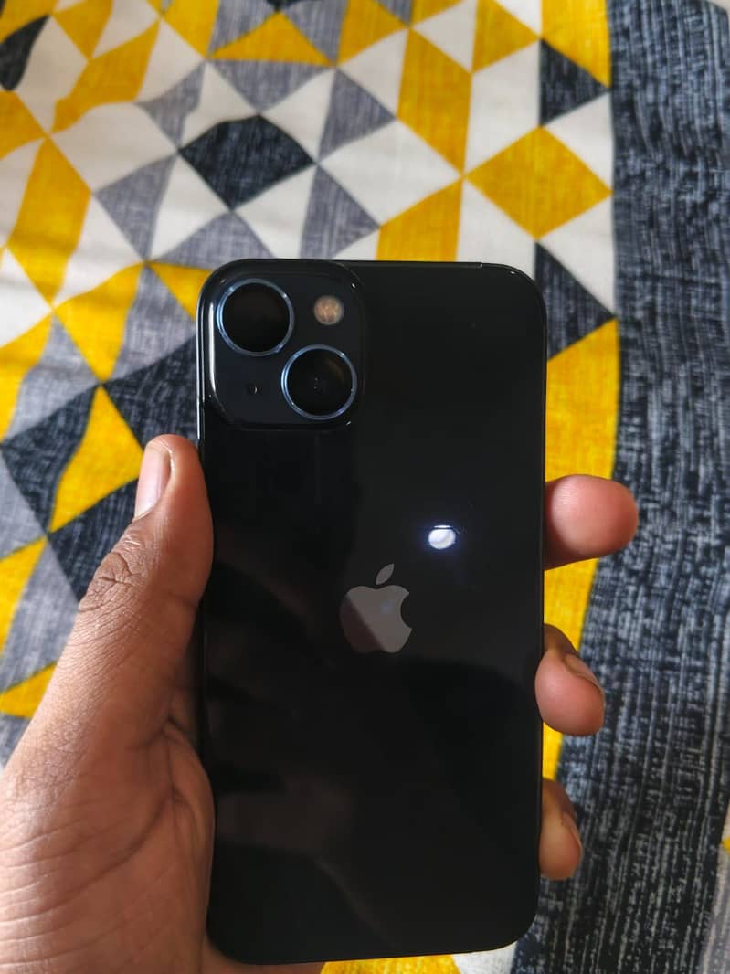 Apple iPhone 13 0