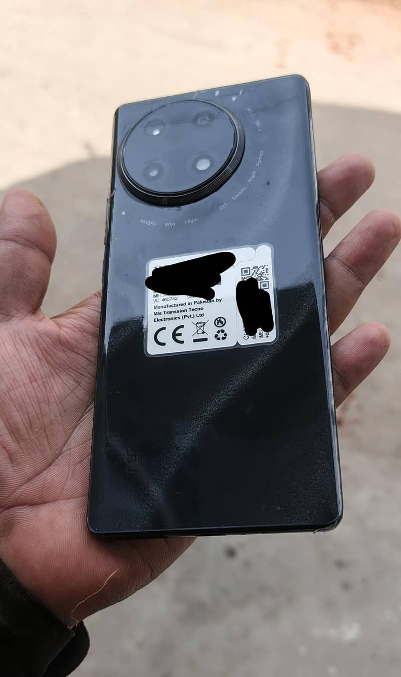 Tecno CAMON 30S 3