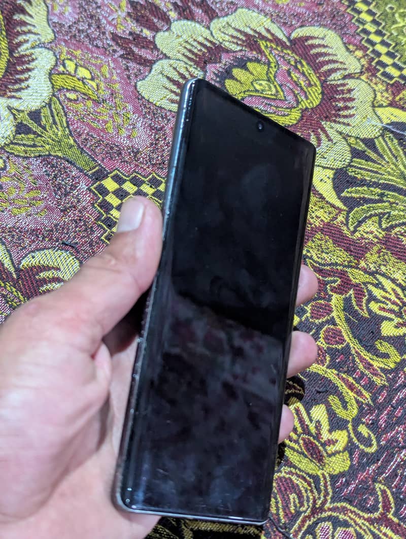 google pixel 7pro with box 1